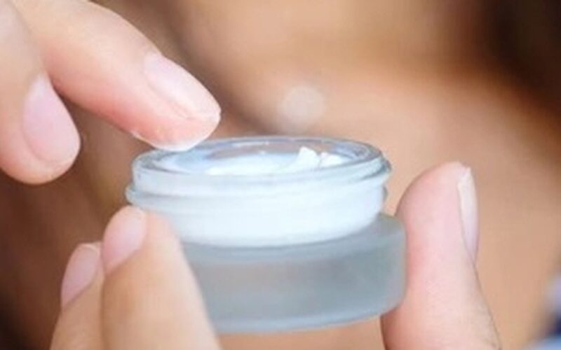 Chi tiết 45 mỹ phẩm bị Bộ Y tế đình chỉ lưu hành, thu hồi và tiêu huỷ do vi phạm