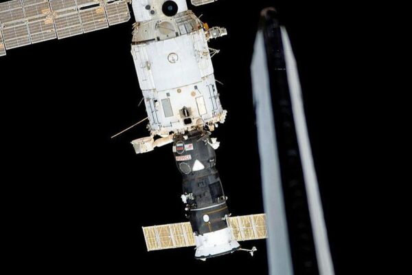 NASA với Nga lục đục, Trạm Vũ trụ Quốc tế ‘lâm nguy’