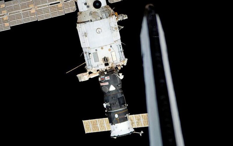 NASA với Nga lục đục, Trạm Vũ trụ Quốc tế ‘lâm nguy’