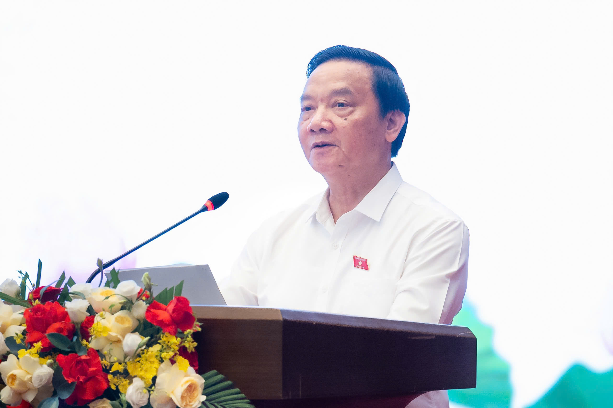 Quan điểm lập pháp nhiệm kỳ Quốc hội khóa XVI: Chấm dứt tư duy 'không quản được thì cấm'- Ảnh 2.