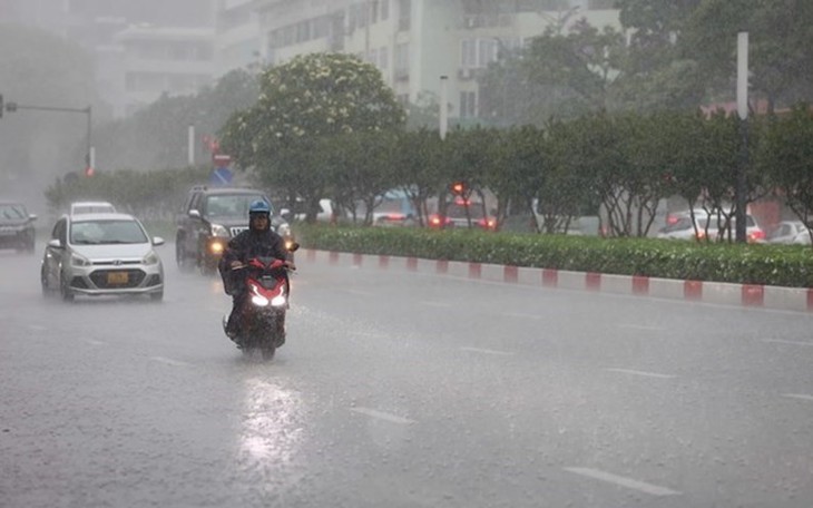 Cảnh báo mưa dông mạnh vùng biển ven bờ Quảng Ninh, Hải Phòng- Ảnh 2.