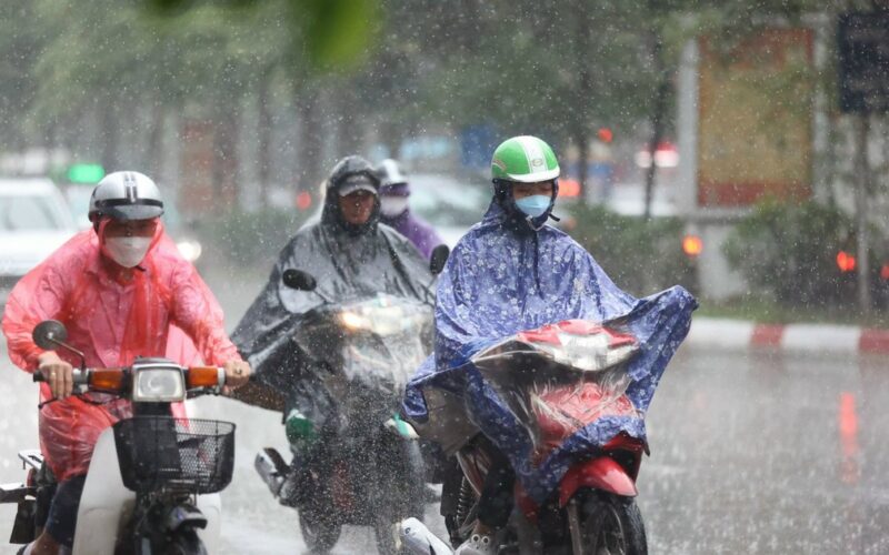 Miền Bắc mưa lớn diện rộng, cảnh báo ngập úng nhiều khu vực