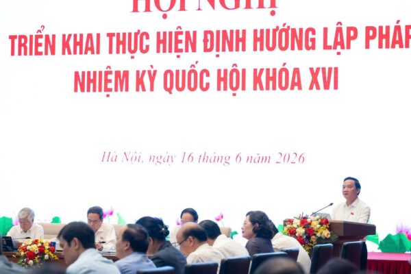 Quan điểm lập pháp nhiệm kỳ Quốc hội khóa XVI: Chấm dứt tư duy ‘không quản được thì cấm’