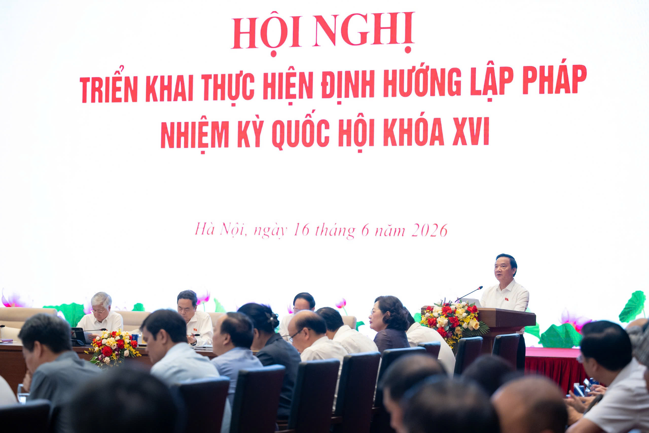 Quan điểm lập pháp nhiệm kỳ Quốc hội khóa XVI: Chấm dứt tư duy 'không quản được thì cấm'- Ảnh 3.
