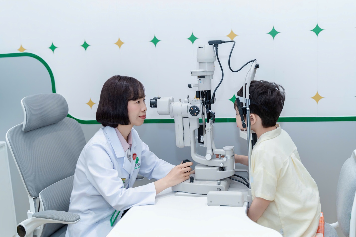 Mắt Sài Gòn khai trương phòng khám - Trung tâm Kiểm soát Cận thị chính thức khai trương tại Hoàng Ngân- Ảnh 3.