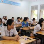 Hơn 500 thí sinh vắng thi môn Ngữ văn tại TPHCM, một thí sinh phải nhập viện cấp cứu