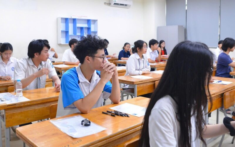Bí quyết ôn tập nước rút và chiến thuật làm bài thi tốt nghiệp THPT môn Toán